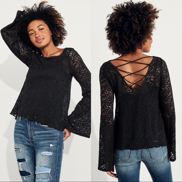 𝐇𝐎𝐋𝐋𝐈𝐒𝐓𝐄𝐑 Lace Bell Sleeve Top - Picture 1 of 1